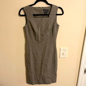 Banana Republic Ladies Dress size 2
